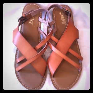 Brash Tapsy Flat Sandals!